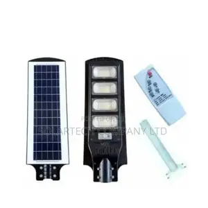400W Automatic Solar Street Lights On