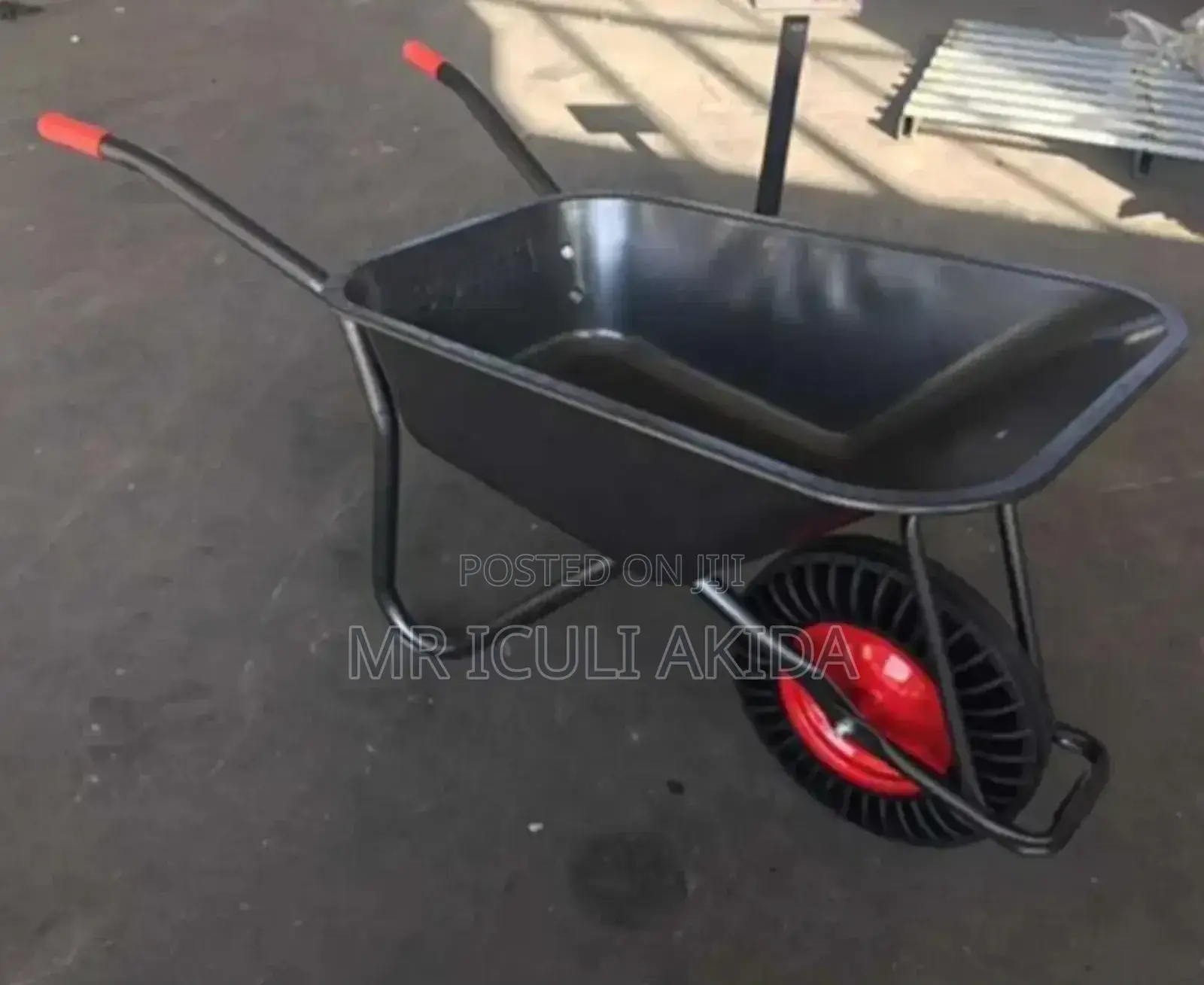 70litrs Heavy-Duty Garden,Farm,Home,Worksite Wheelbarrow