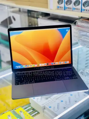 Laptop Apple MacBook Pro 2022 M2 8GB Apple M2 SSHD (Hybrid) 256GB