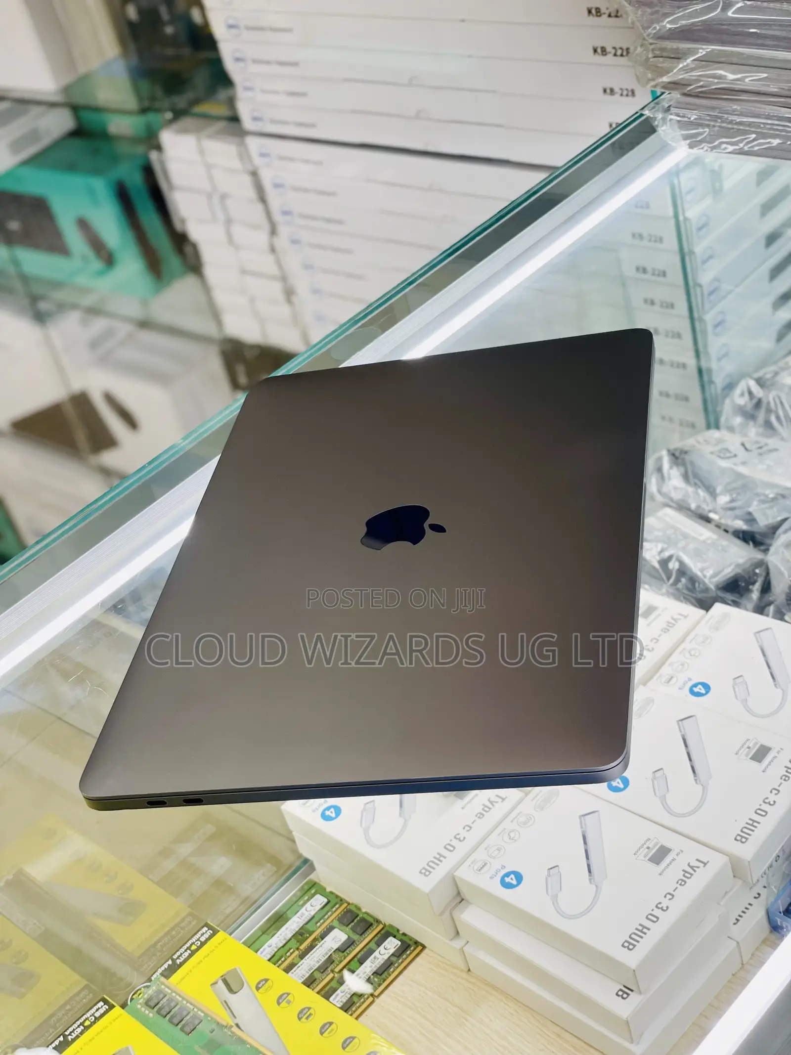 Laptop Apple MacBook Air 2020 M1 8GB Apple M1 SSHD (Hybrid) 256GB