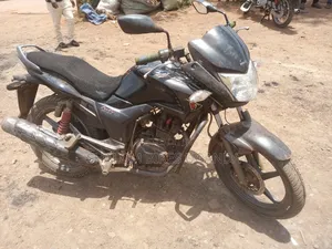 Hero Hunk 150 2019 Black