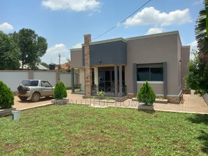 Furnished 4bdrm Bungalow in Kira for sale