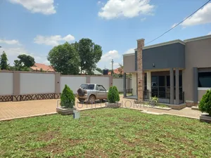Furnished 4bdrm House in Kira for sale