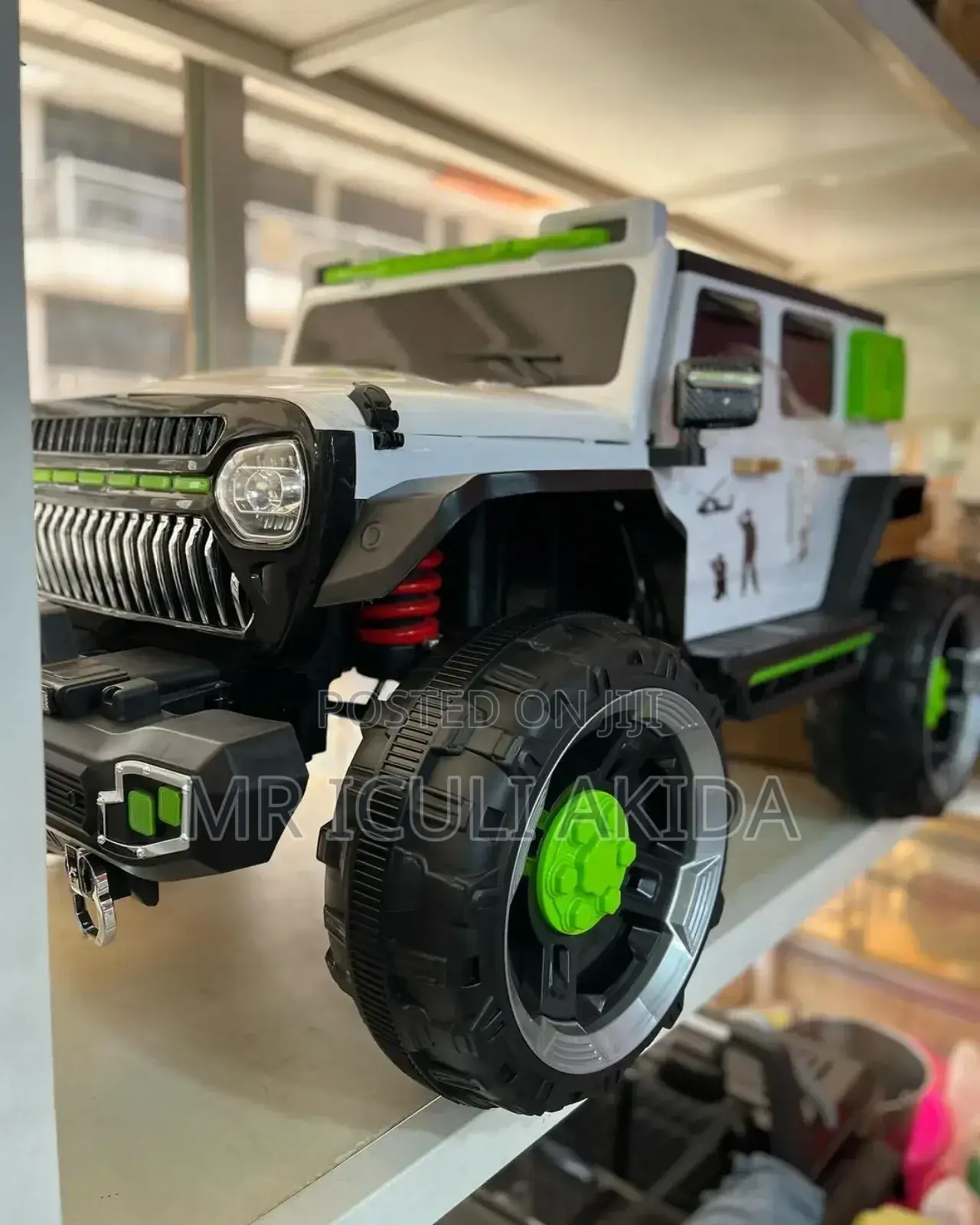 New Kids Rechargeable Remote Car Hammer