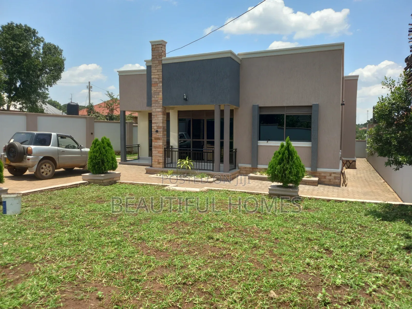 Furnished 4bdrm House in Kira for sale