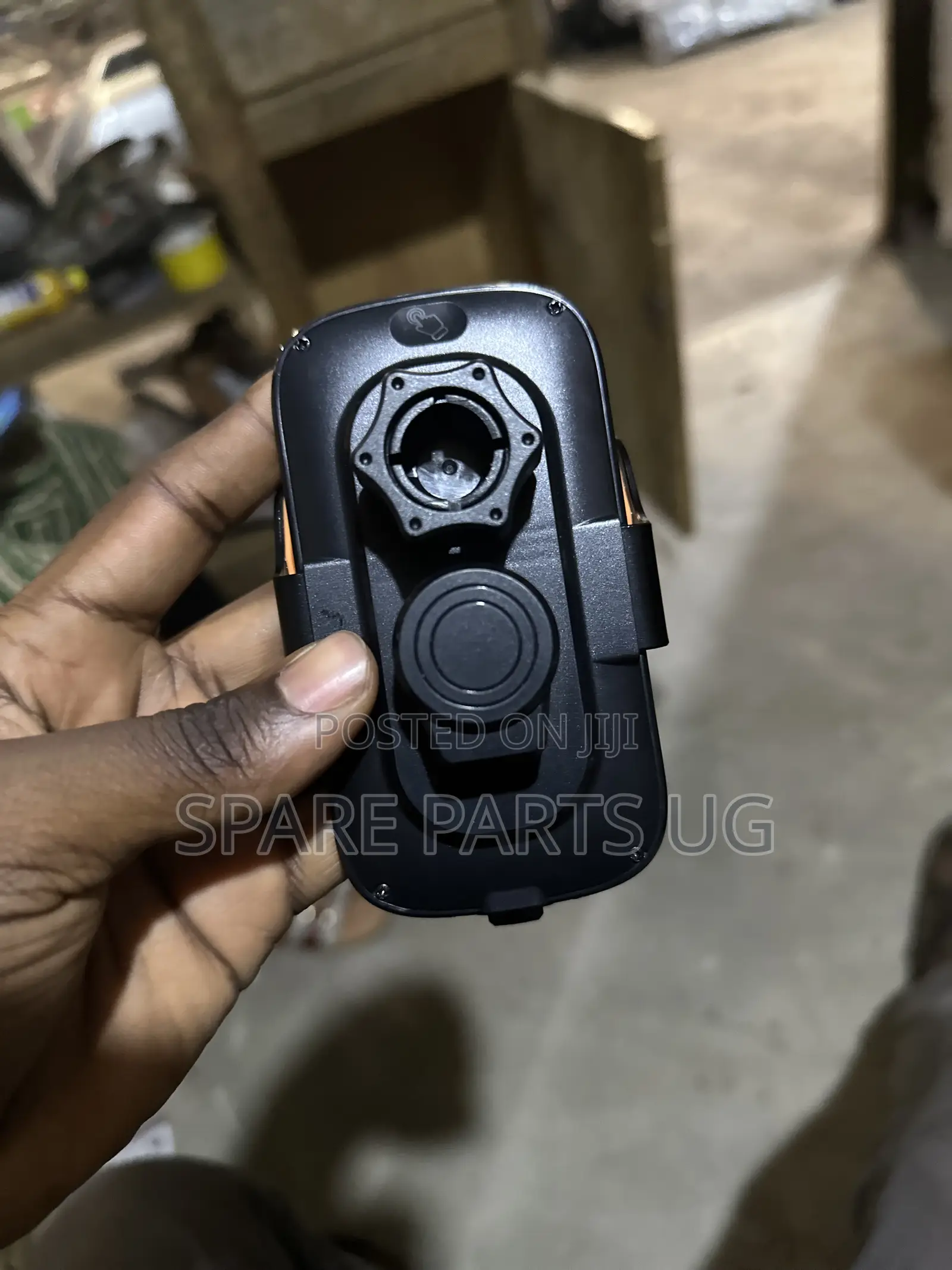 Intelligent Car Phone Holder With Wireless Charging