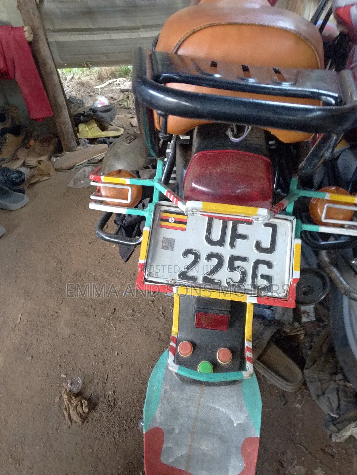TVS HLX 125 2019 Red
