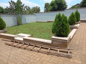 Furnished 4bdrm House in Kira for sale
