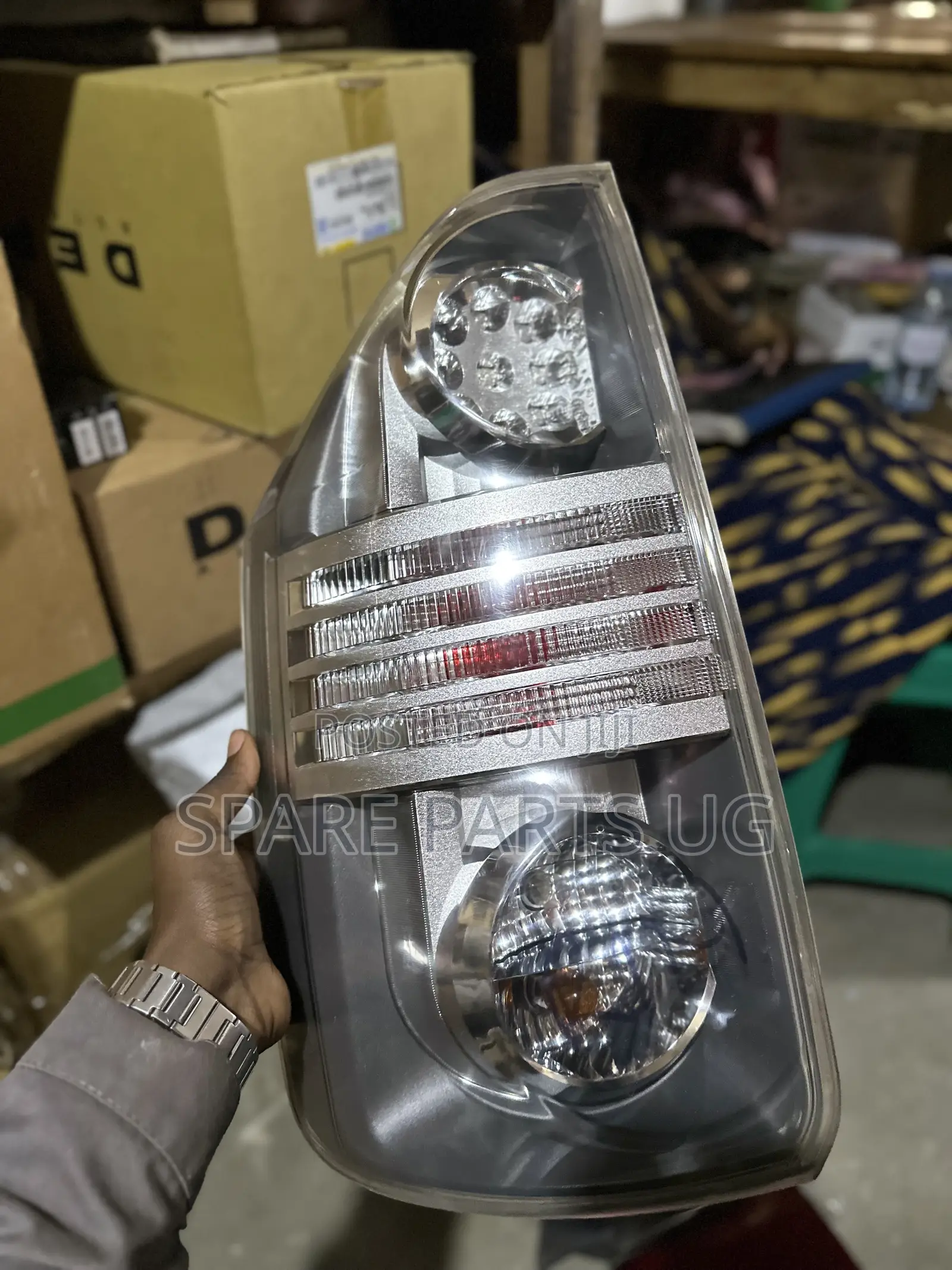 Voxy 2007 - 2010 Rearlight