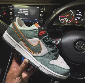 Actual Men Otomo Katsuhiro X Nike Dunk Low "Steamboy OST"