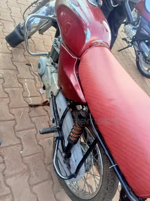 Bajaj Boxer 2023 Red