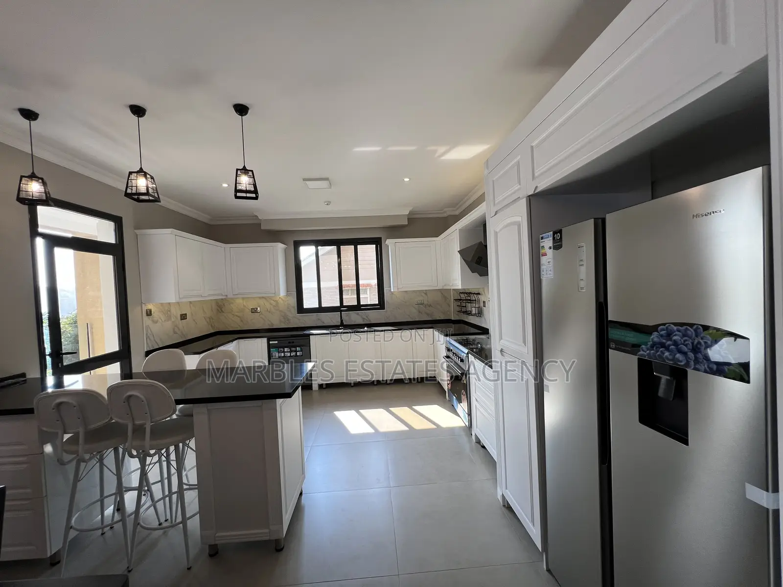 4bdrm Condo in Kololo, Central Division for sale