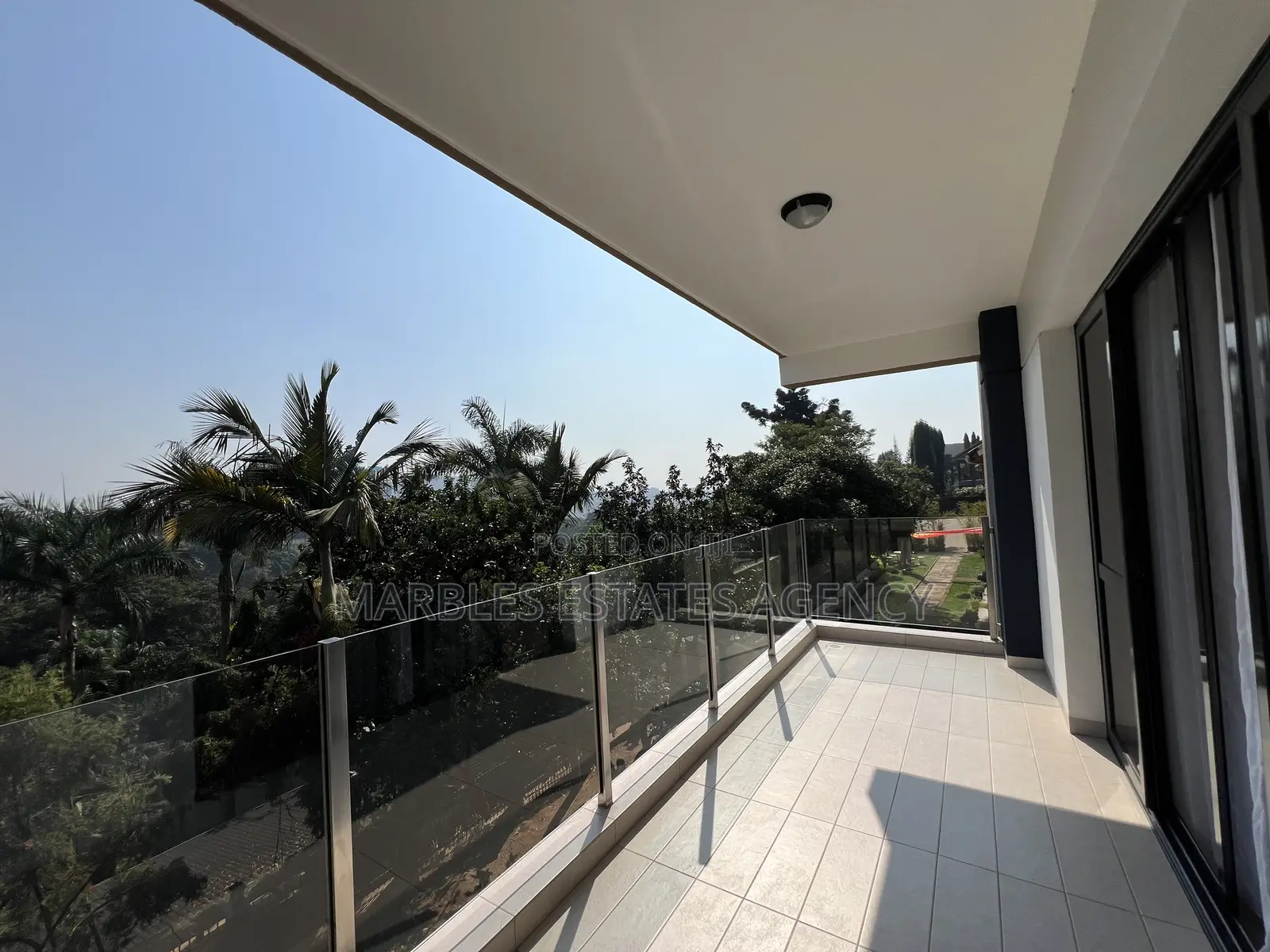 4bdrm Condo in Kololo, Central Division for sale