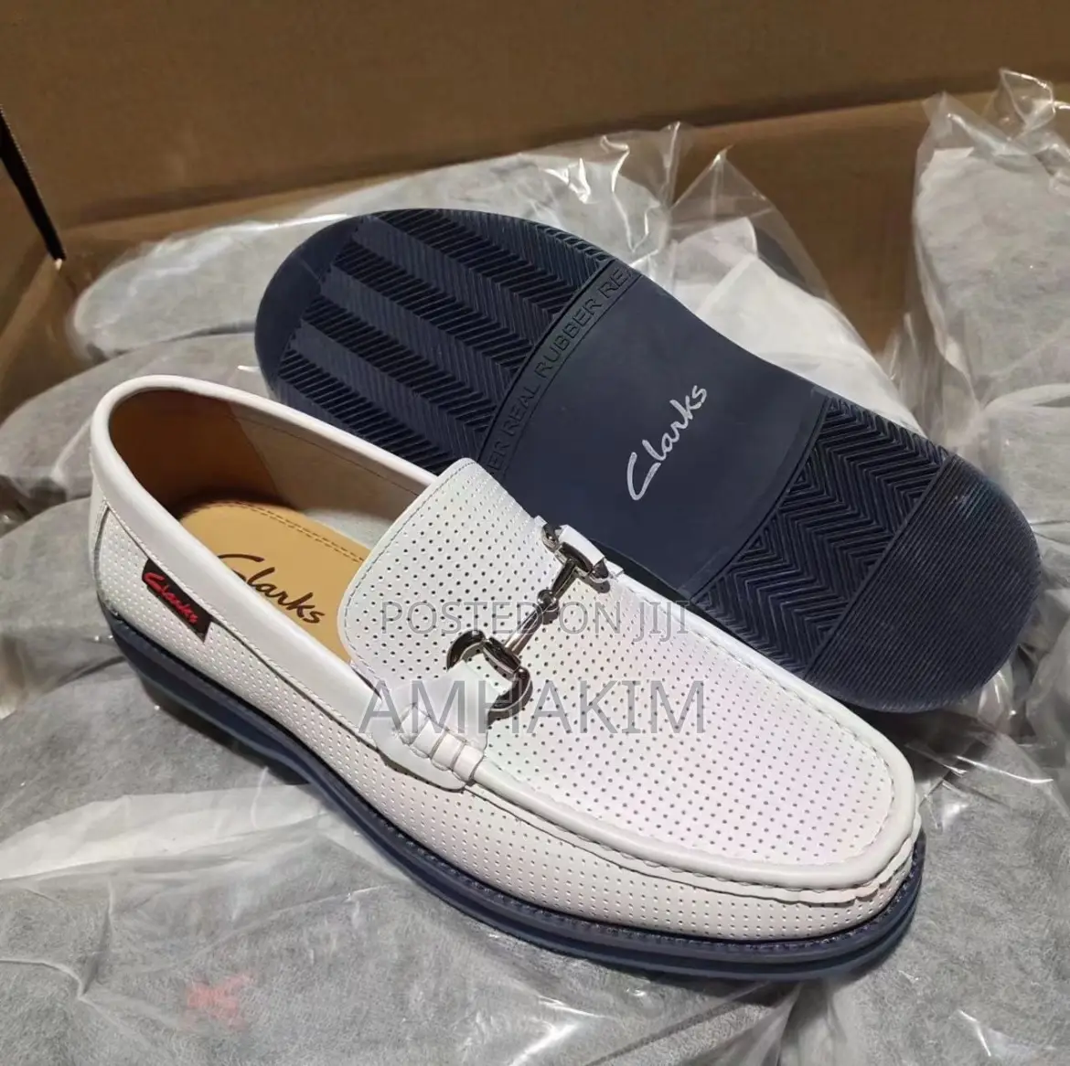 Classic Clarks Casual Fashion Moccasins in Stock