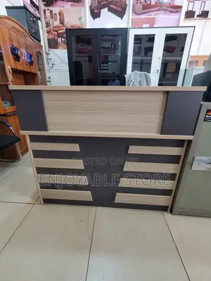 Executive Reception Table