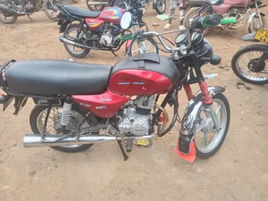 Simba UG Boss+ 100cc 2022 Red