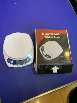 5kg/1g Digital Kitchen Weighing Scale (1)