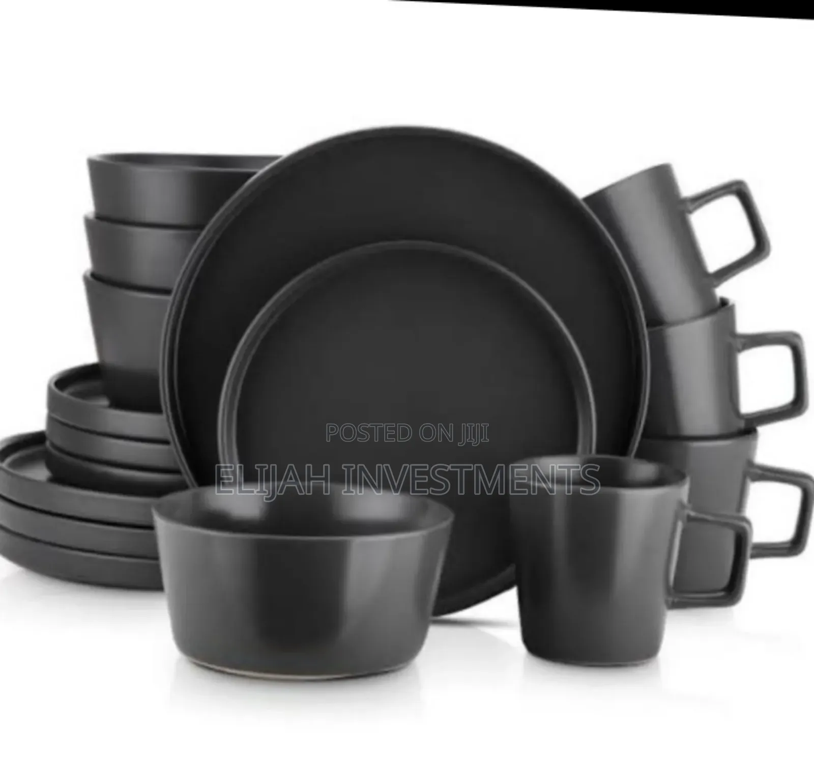Brand New 16pcs Black Dinner Set