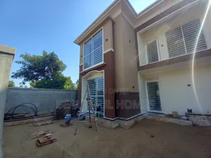Furnished 4bdrm Duplex in Kira for sale