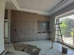 Furnished 4bdrm Duplex in Kira for sale
