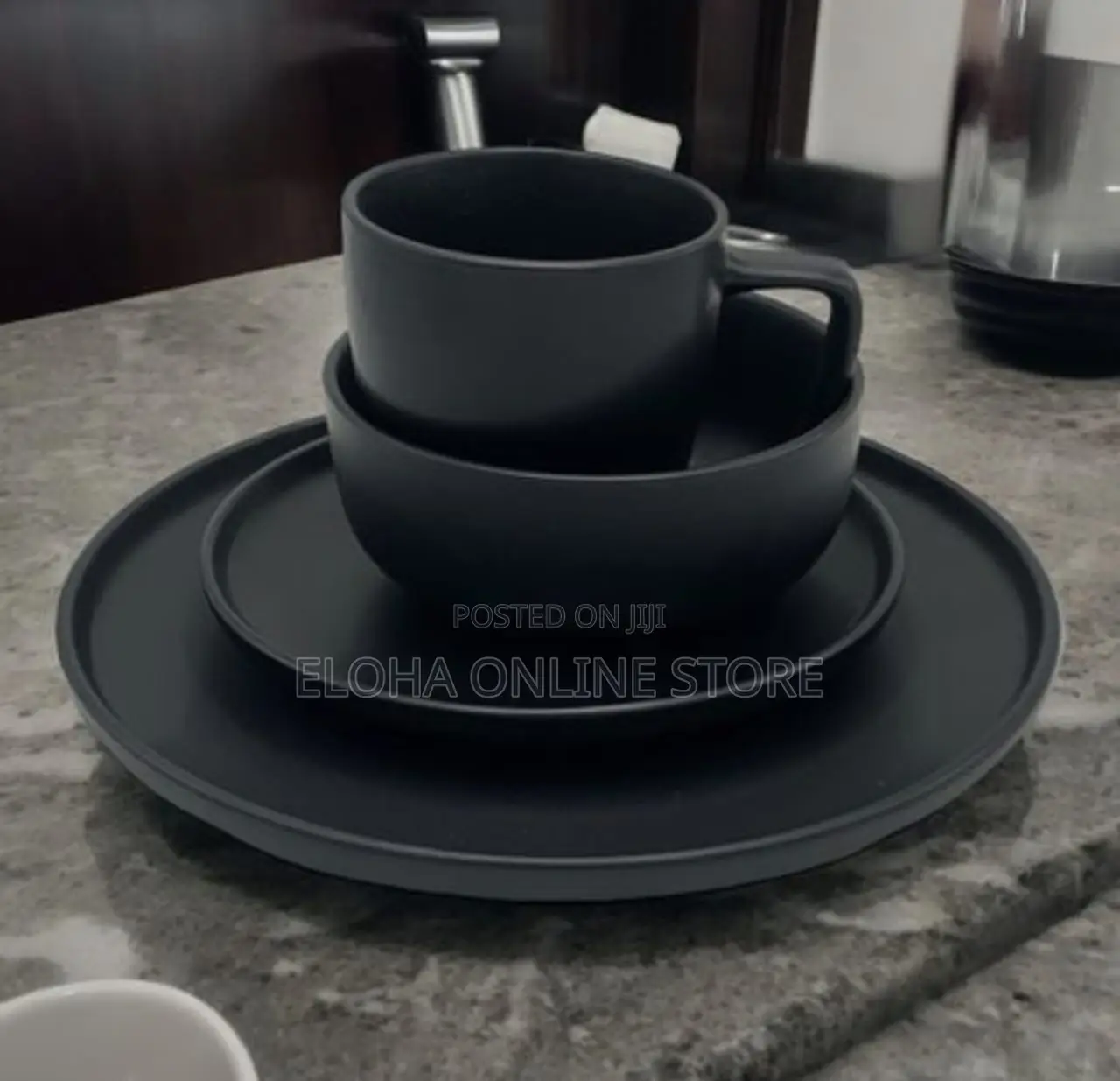 16pcs Black Dinnerware Set