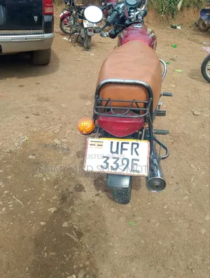 Bajaj Boxer 2022 Red