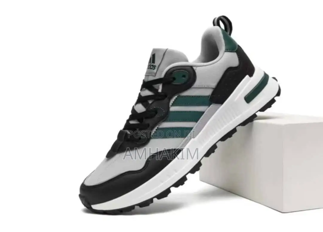 Men Casual Adidas Sneakers in Stock