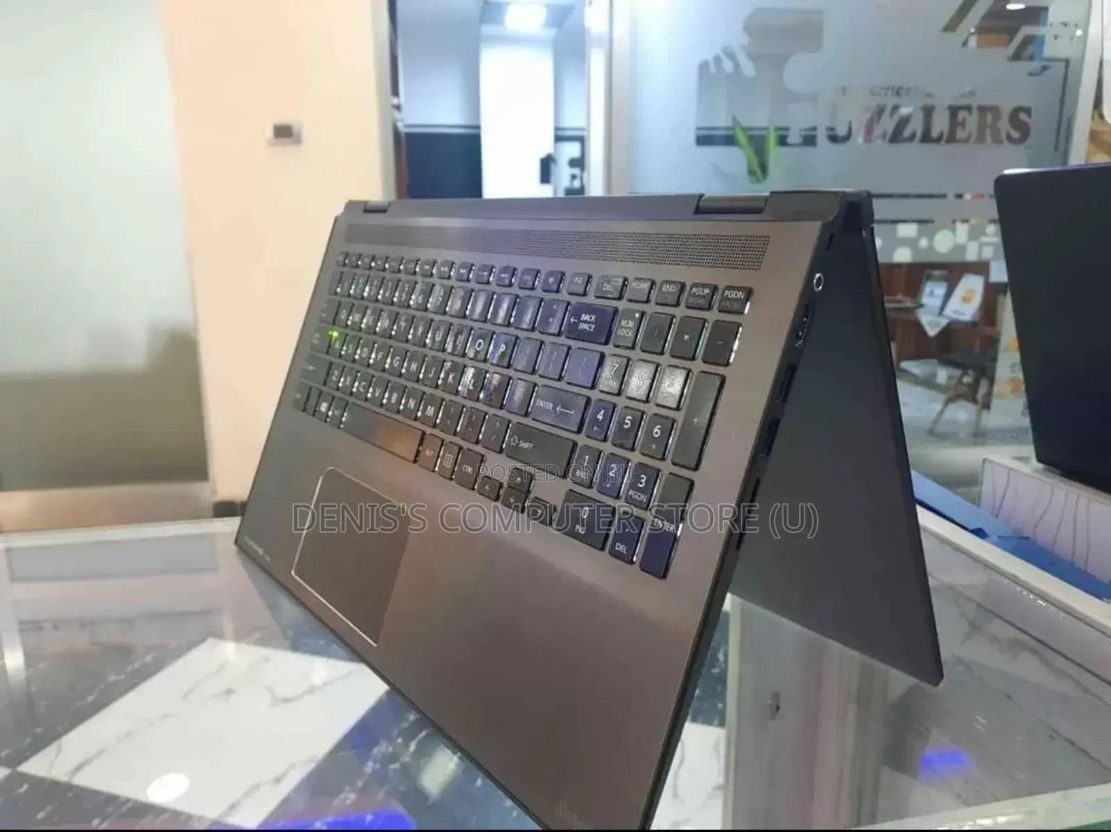 Laptop Toshiba Portege A30 4GB Intel Celeron SSD 128GB