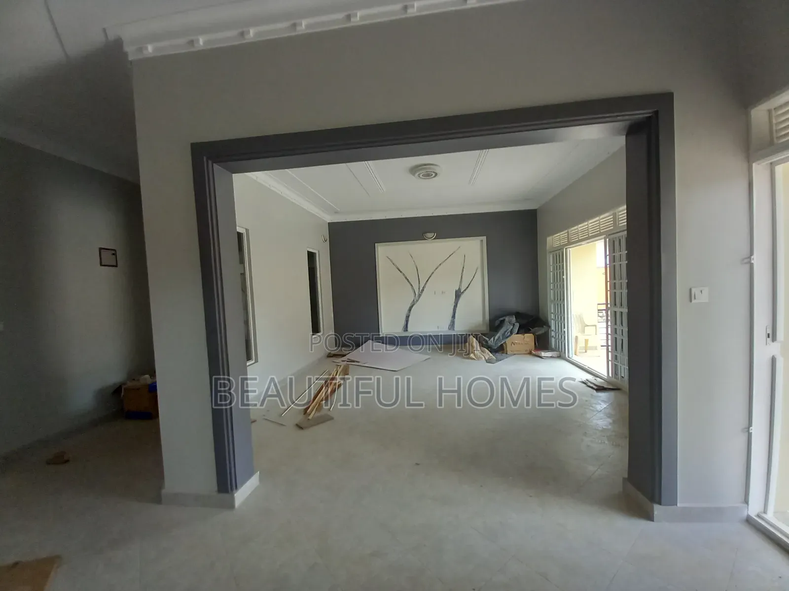 Furnished 4bdrm Bungalow in Kira for sale