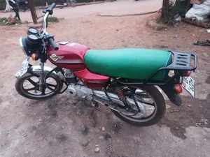 Simba UG Boss+ 100cc 2023 Red