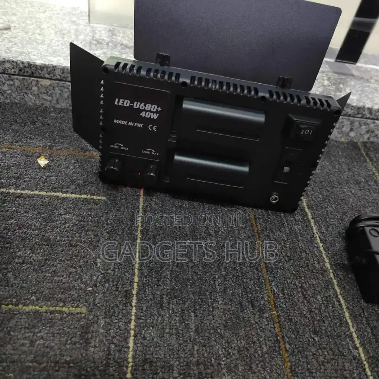 LED Video Light U680 Panel Adjustable Color
Temperature