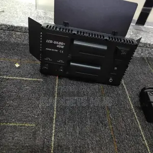 LED Video Light U680 Panel Adjustable Color
Temperature