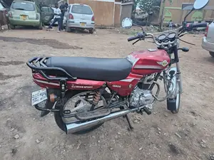 Boss Hoss BH3 2023 Red