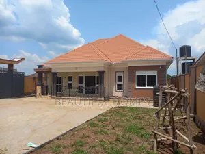 Furnished 4bdrm House in Kira for sale