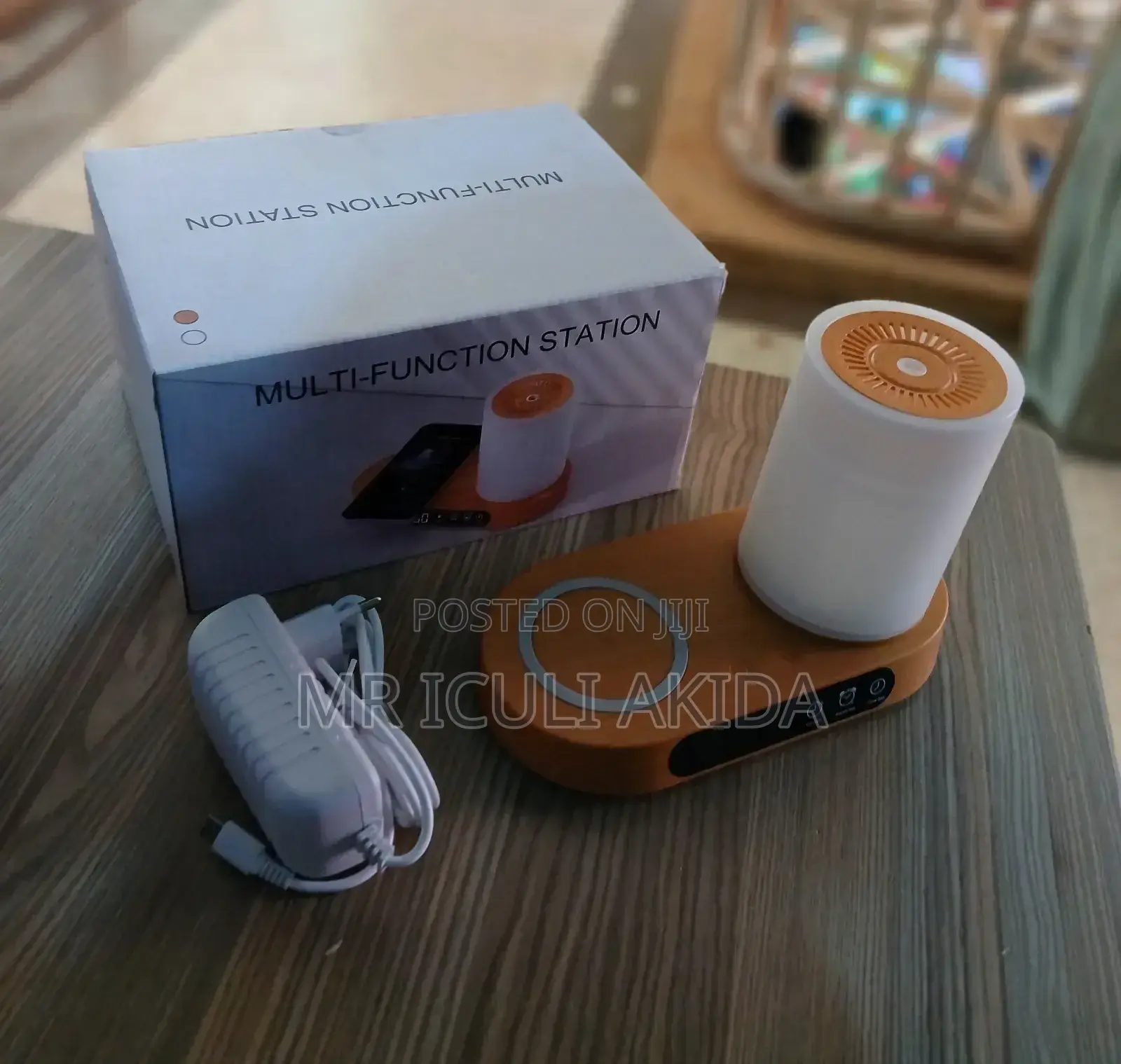 LED Humidifier With Wireles Charger,Alarm Digital Clock
