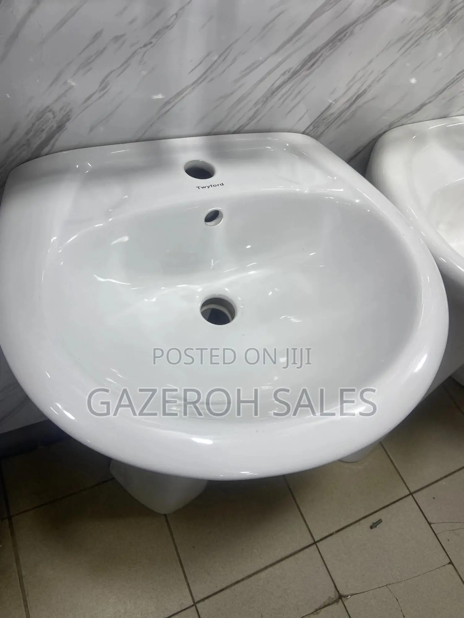 Complete Twyford Wash Hand Basin Medium
