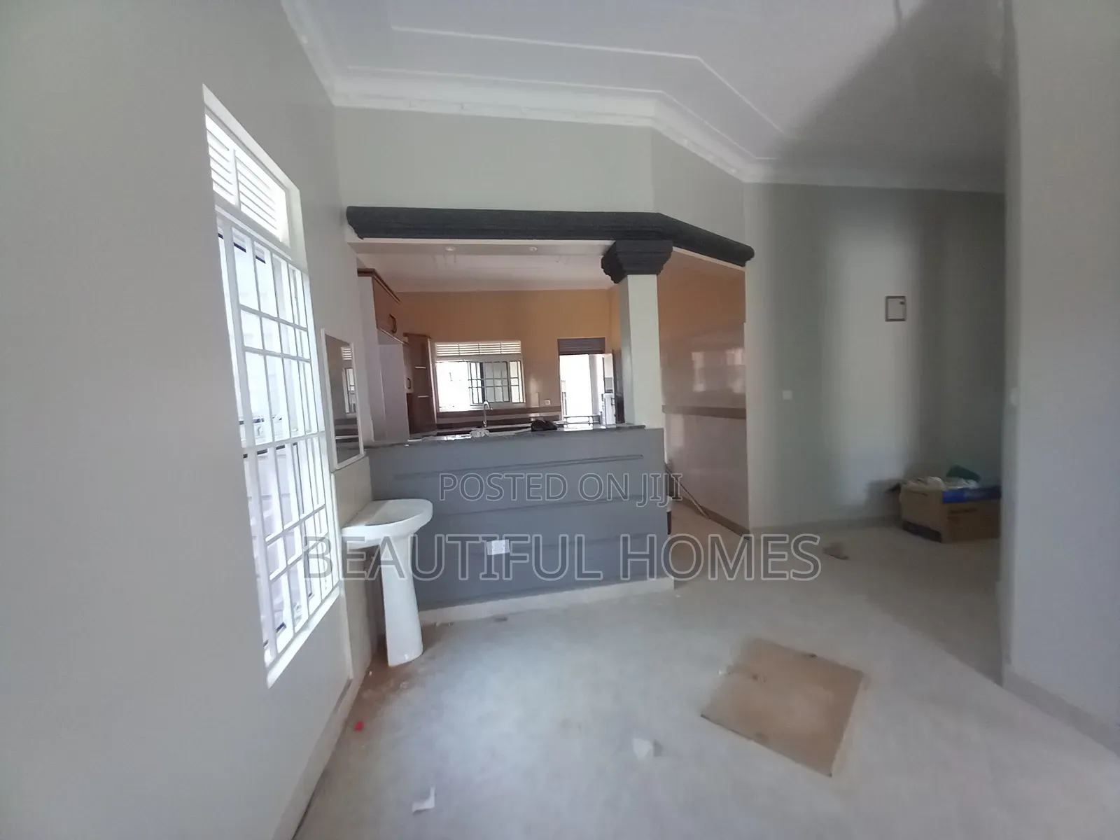Furnished 4bdrm House in Kira for sale