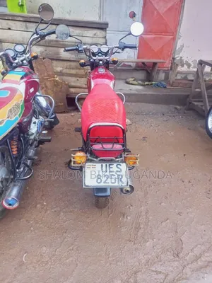Bajaj Boxer 2021 Red