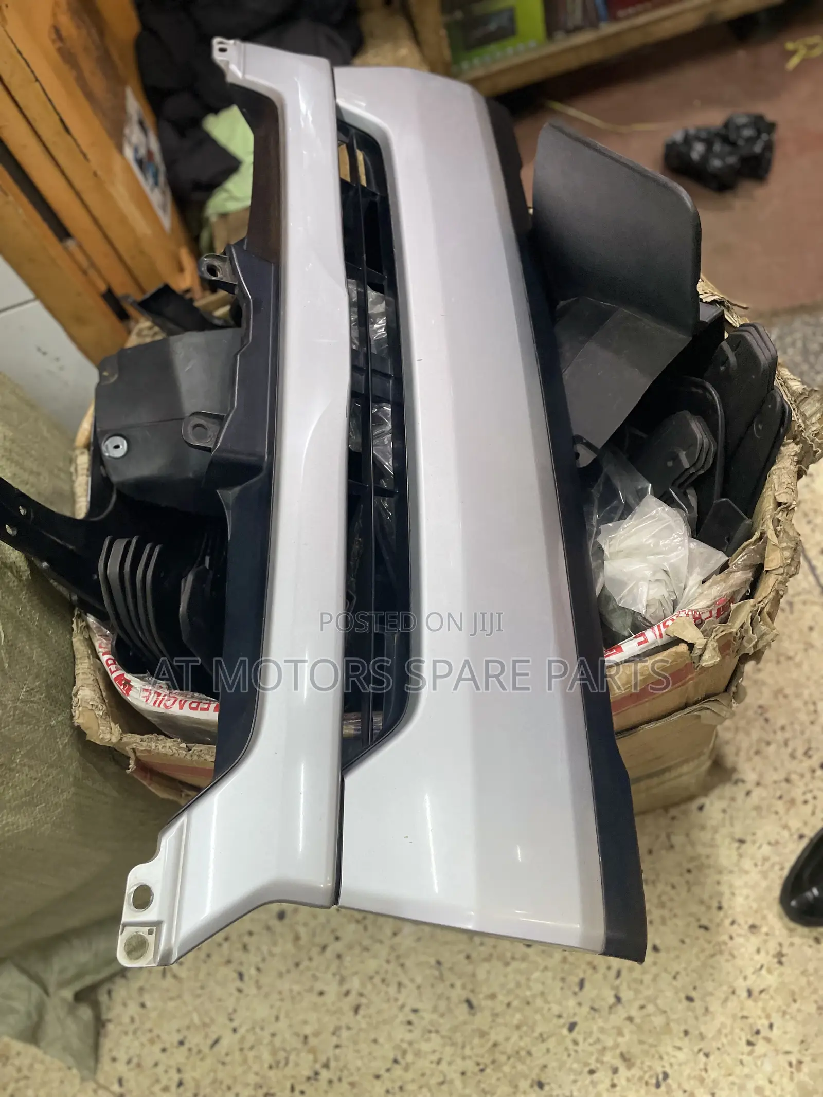 Grill for Hiace / Drone 2014
