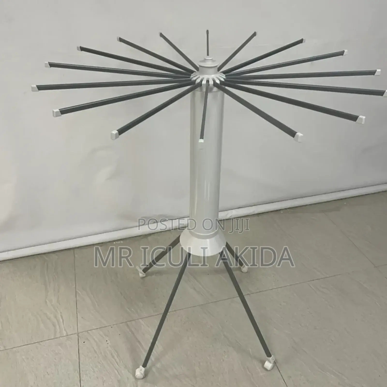 Folding Octopus Design Balcon Tripod Stand Cloth Drying Rack