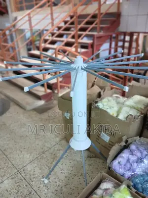 Foldable Octopus Design Tripod Stand Cloth Drying Rack
