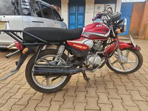 TVS HLX 125 2022 Red