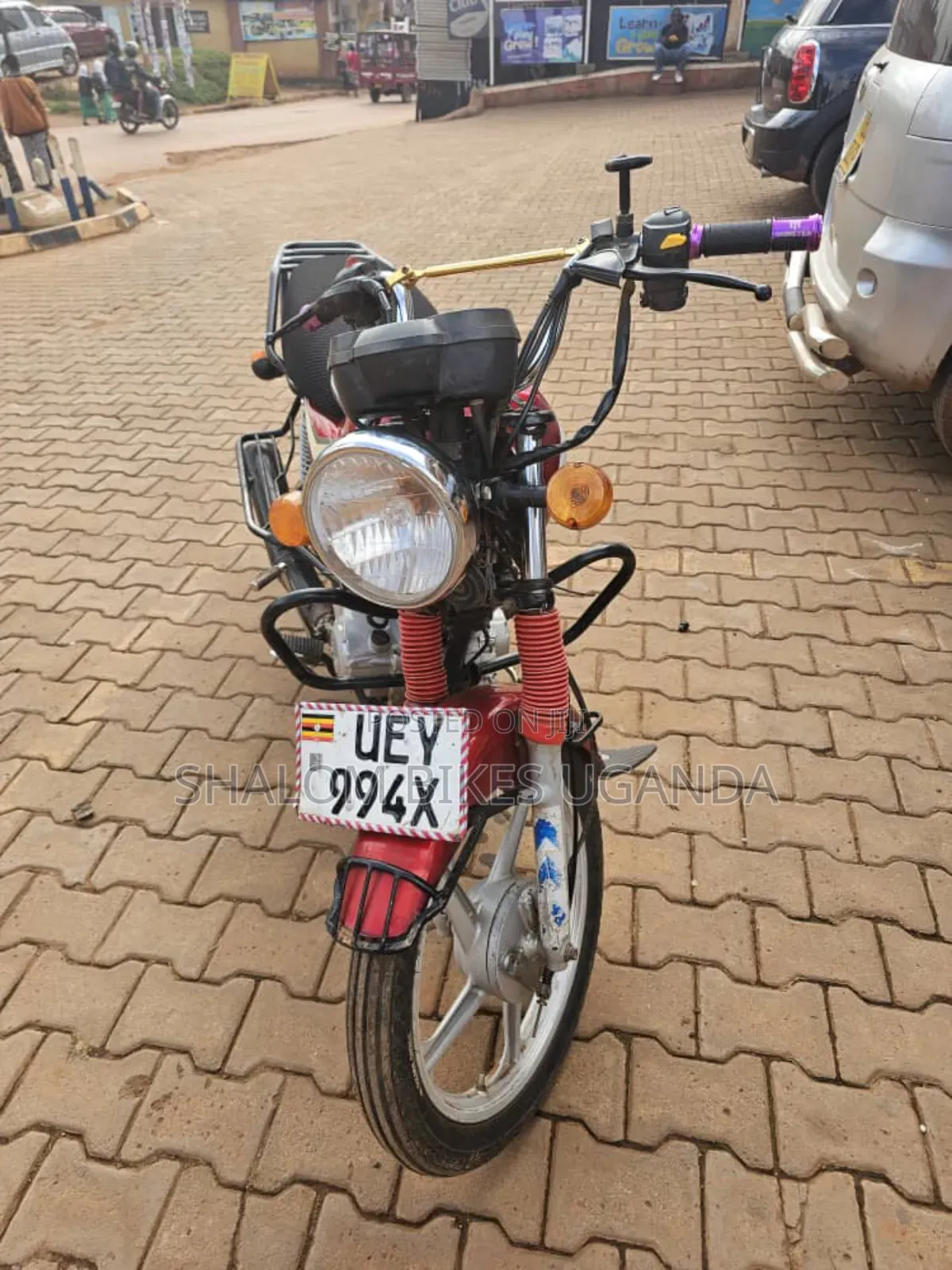TVS HLX 125 2022 Red