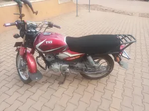 TVS HLX 125 2022 Red