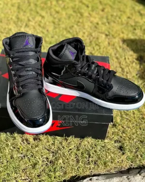 Elite Jordan 1 Mid Se Sneakers