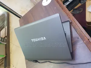 Laptop Toshiba A30 4GB Intel Core 2 Duo HDD+SSD 250GB