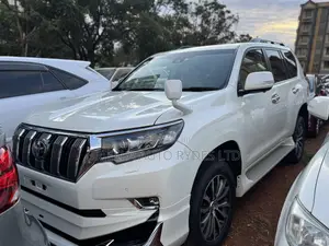 Toyota Land Cruiser Prado 2019 White