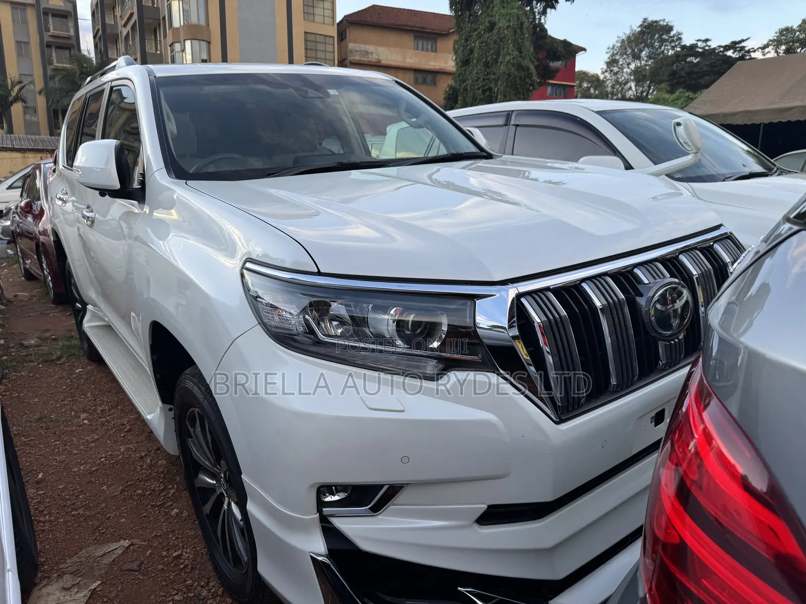 Toyota Land Cruiser Prado 2019 White