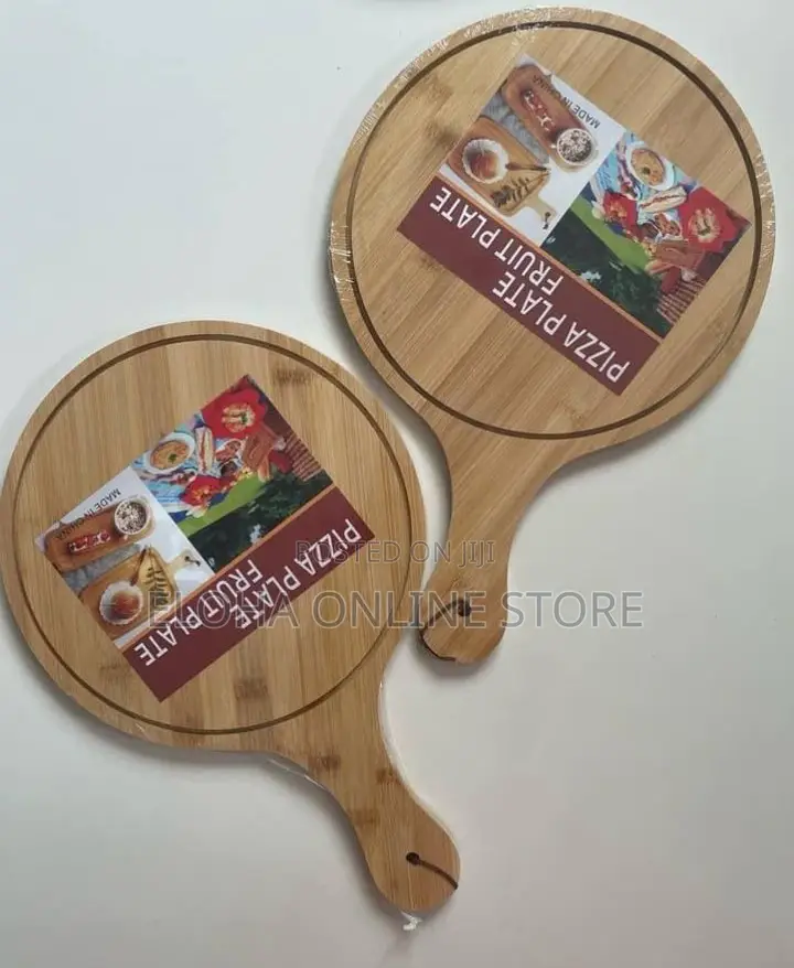 Wooden Pizza Cutting