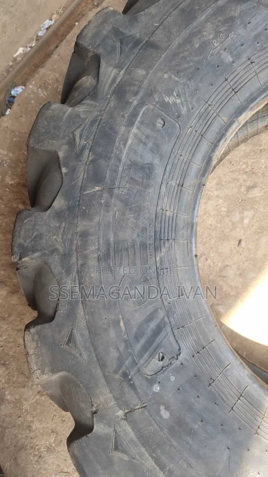 12.5/80r18